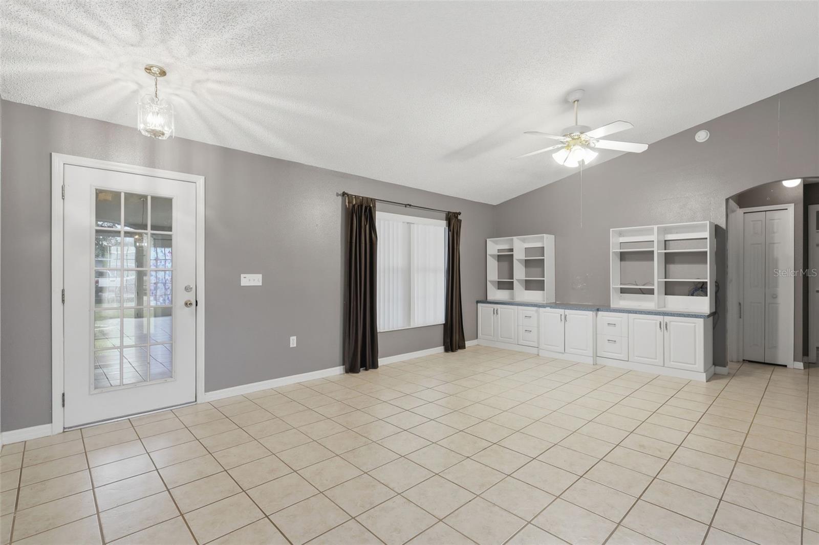 Image 10 of 45 For 315 Walnut Avenue