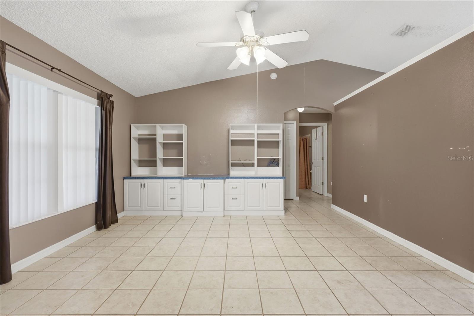 Image 17 of 45 For 315 Walnut Avenue