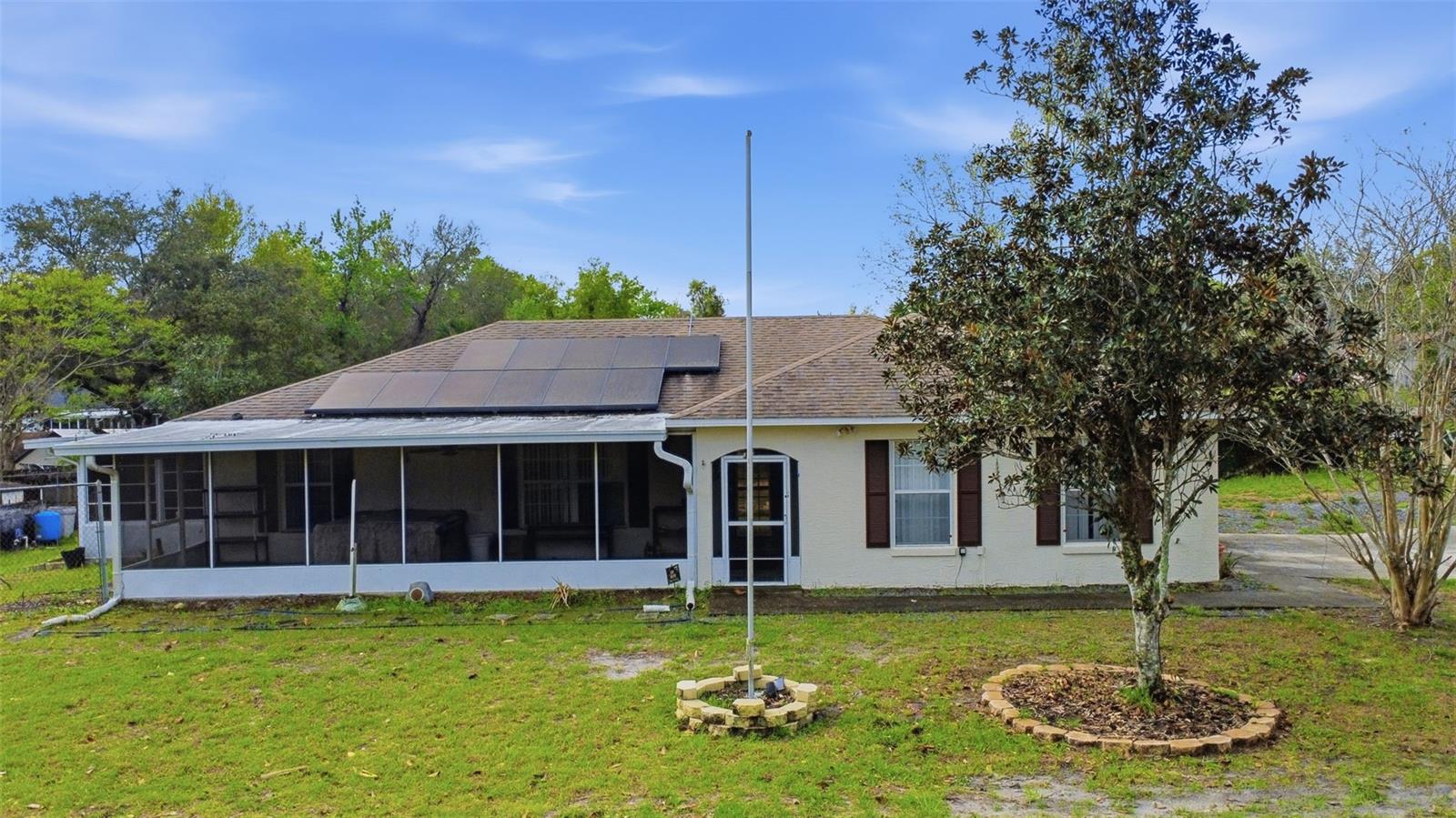 Image 2 of 45 For 315 Walnut Avenue