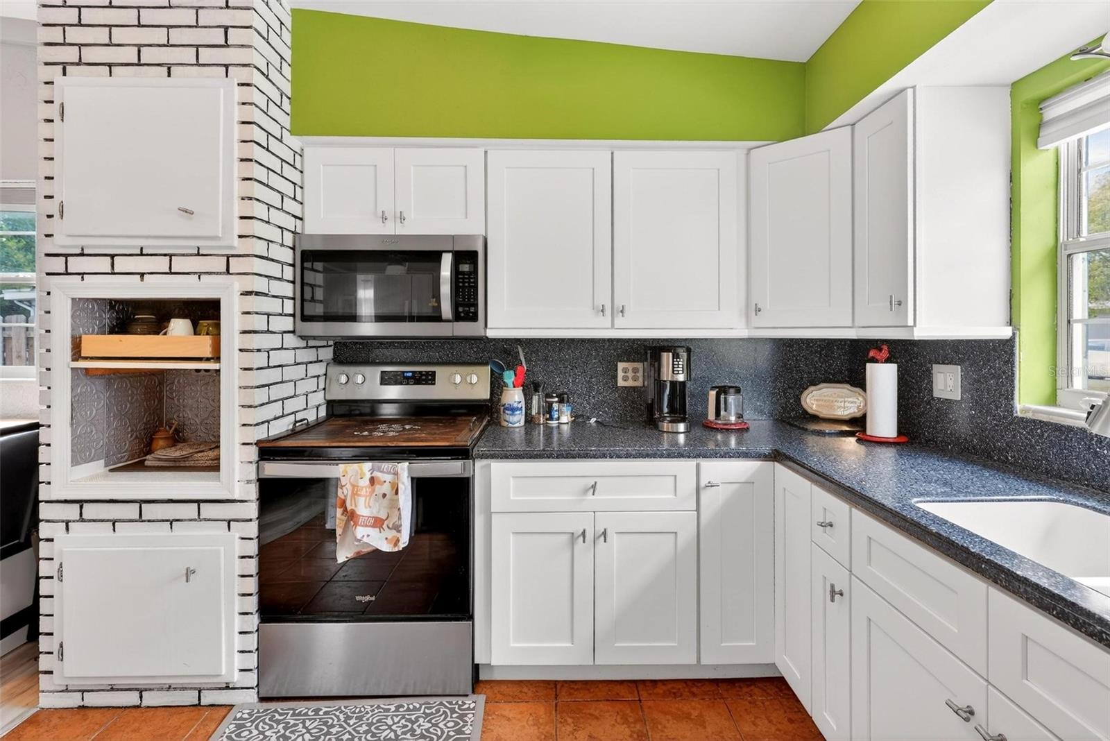 Image 15 of 49 For 1715 Areca Way