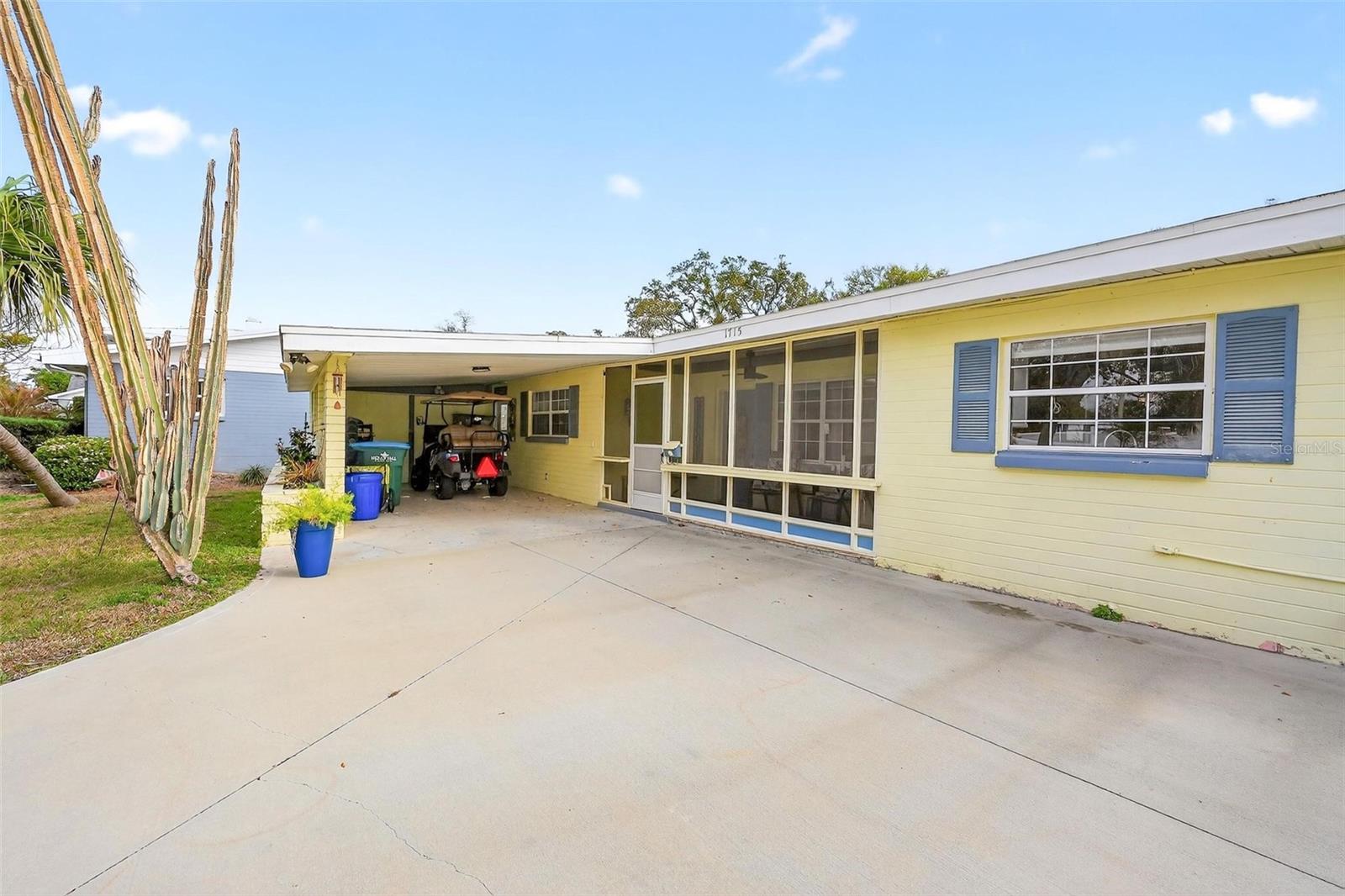 Image 3 of 49 For 1715 Areca Way