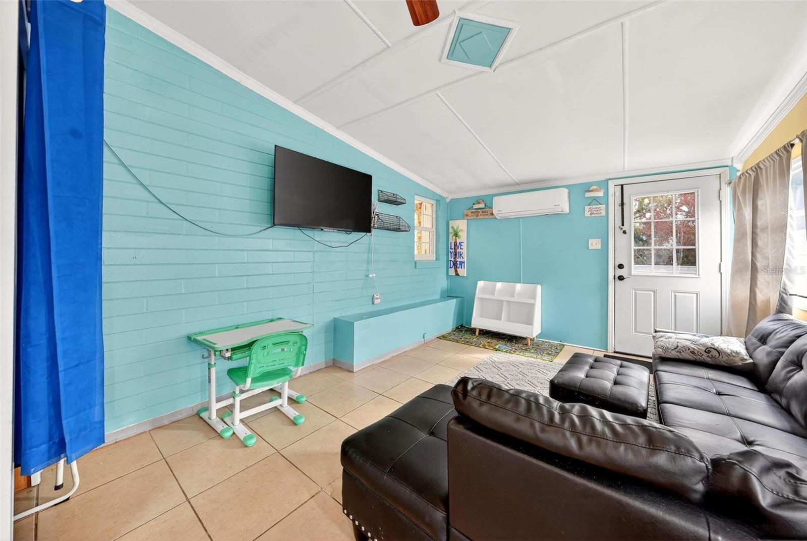 Image 39 of 49 For 1715 Areca Way