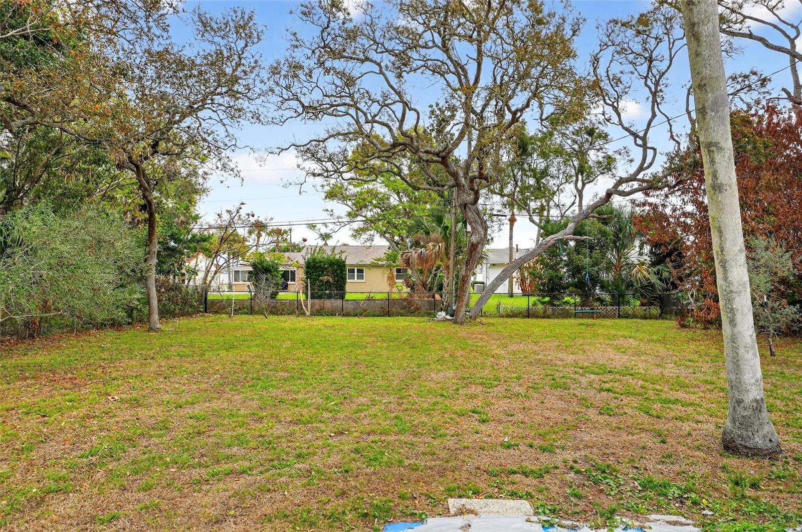 Image 41 of 49 For 1715 Areca Way