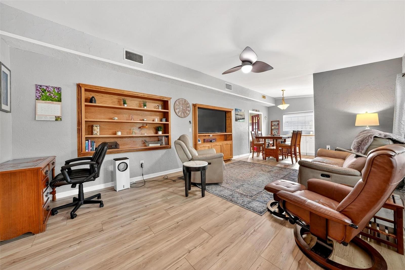 Image 7 of 49 For 1715 Areca Way