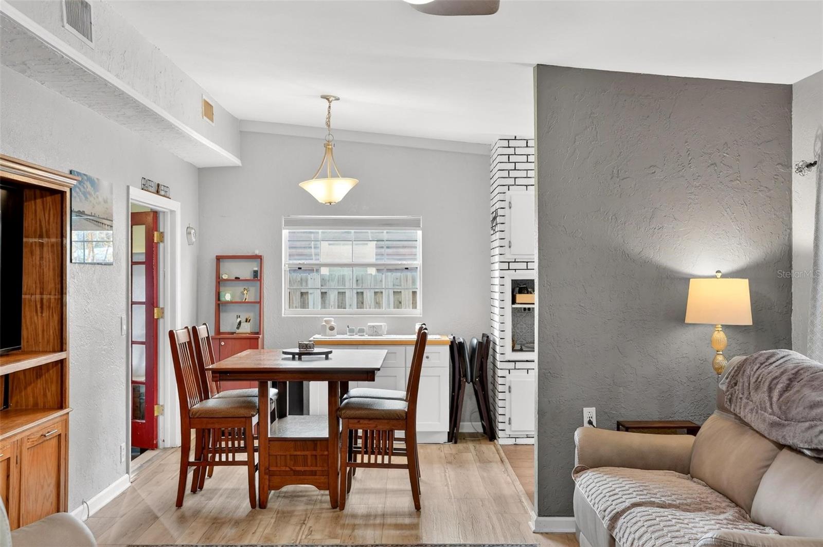 Image 8 of 49 For 1715 Areca Way