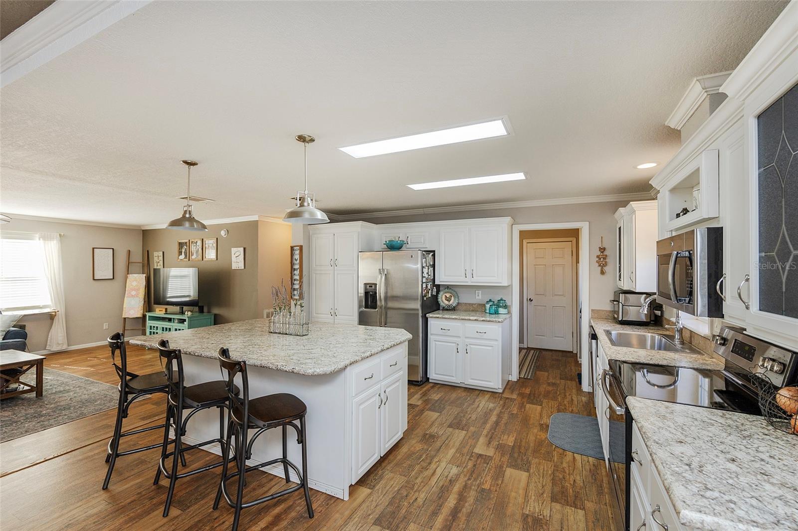 Image 6 of 61 For 2100 Kicklighter Road