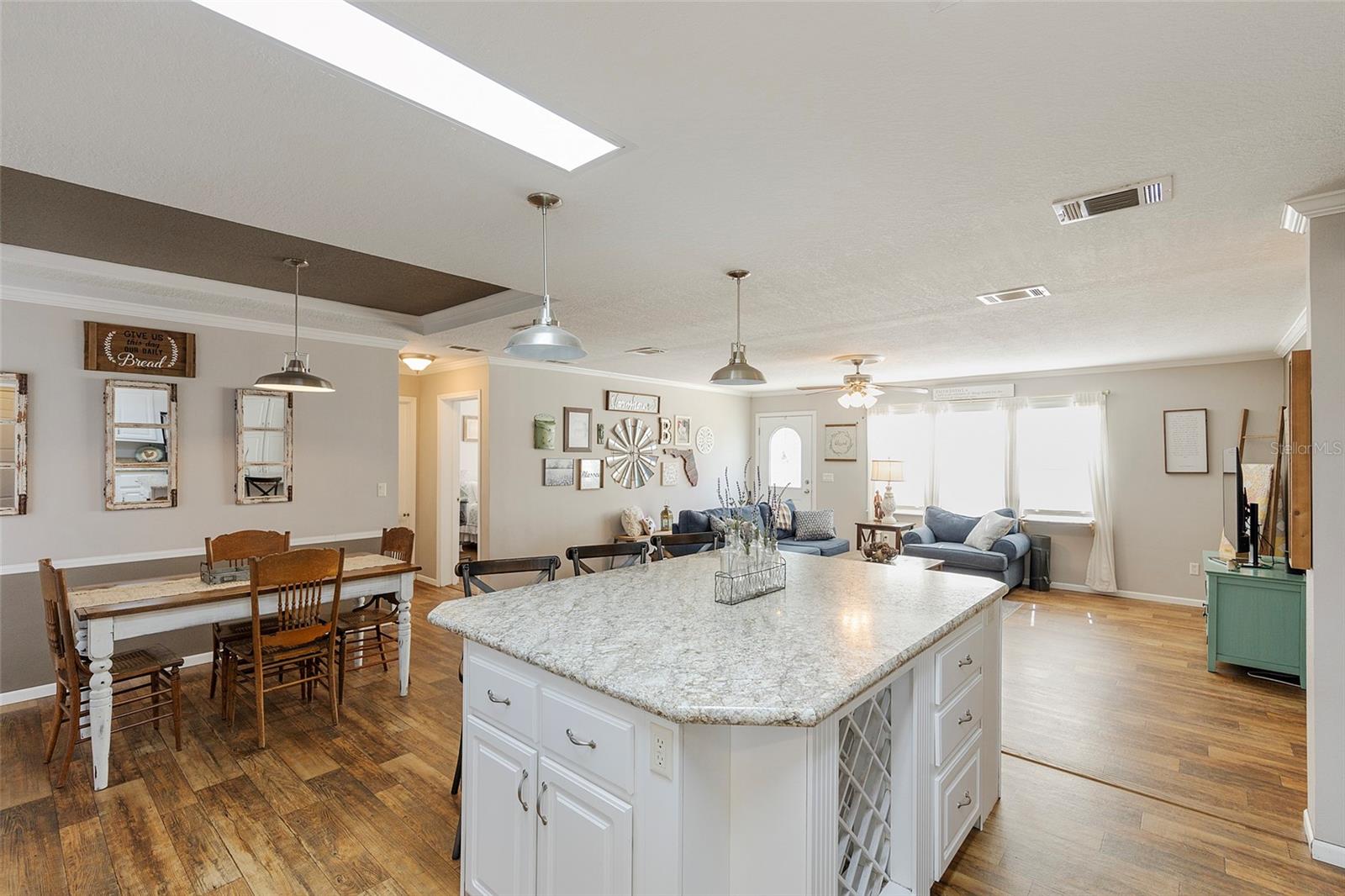 Image 8 of 61 For 2100 Kicklighter Road