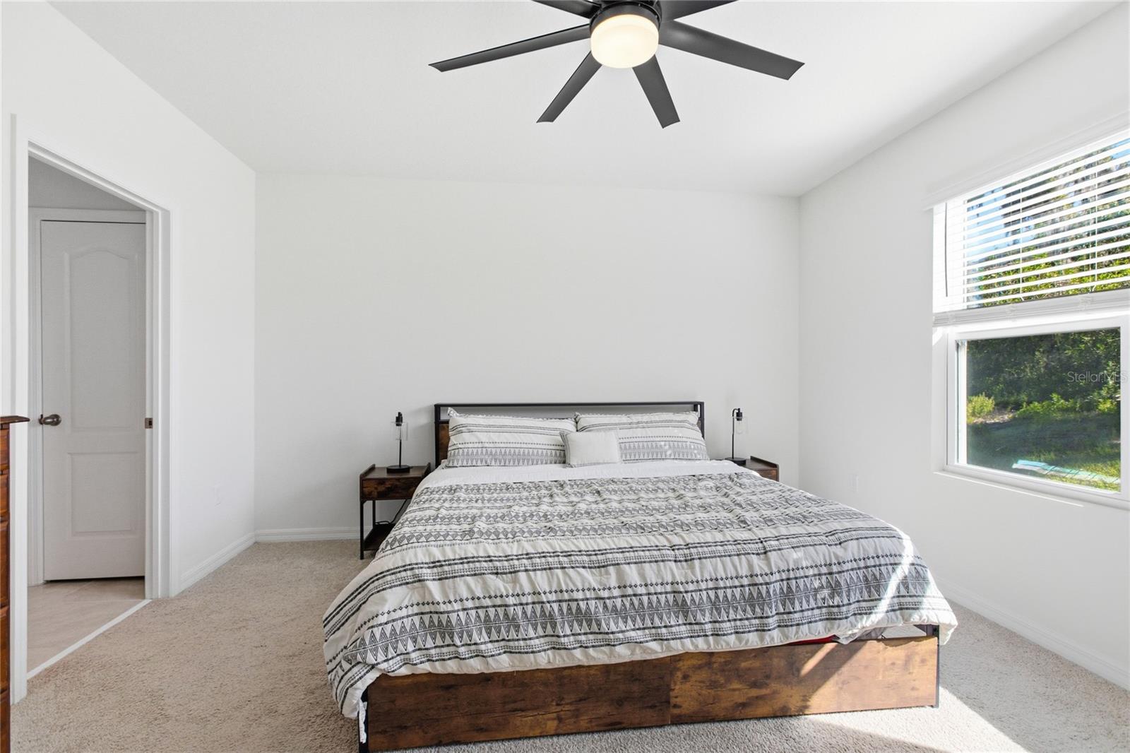 Image 11 of 21 For 387 Pelham Park Drive