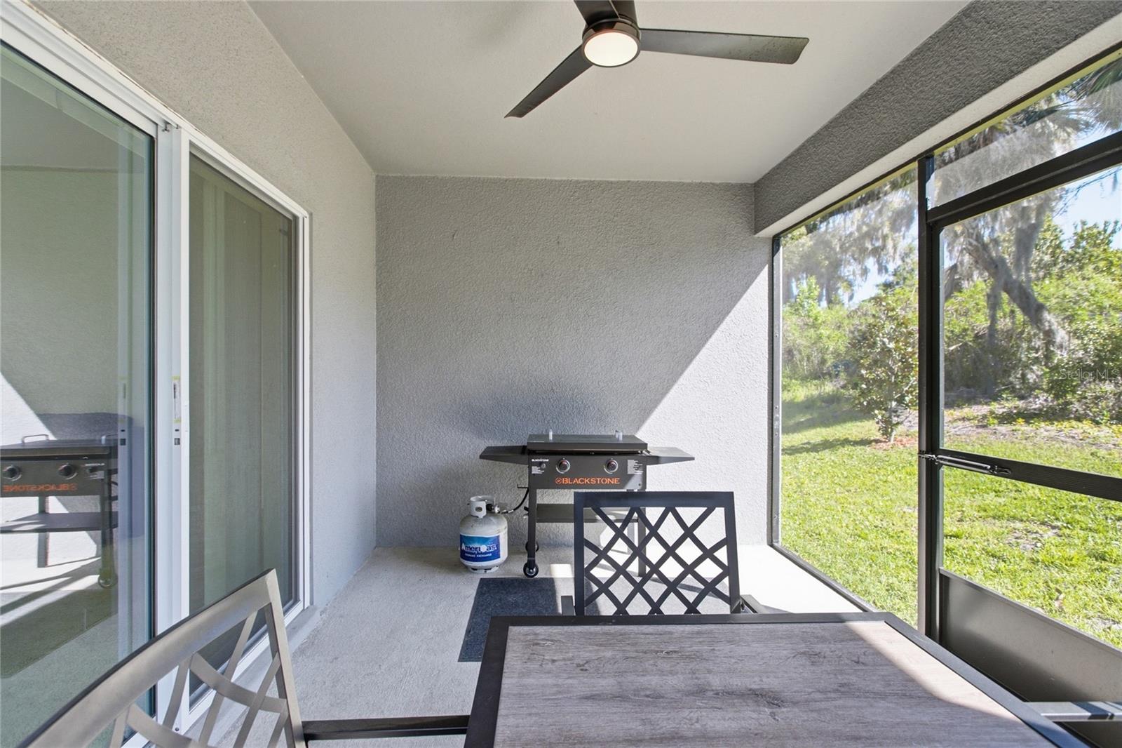 Image 20 of 21 For 387 Pelham Park Drive