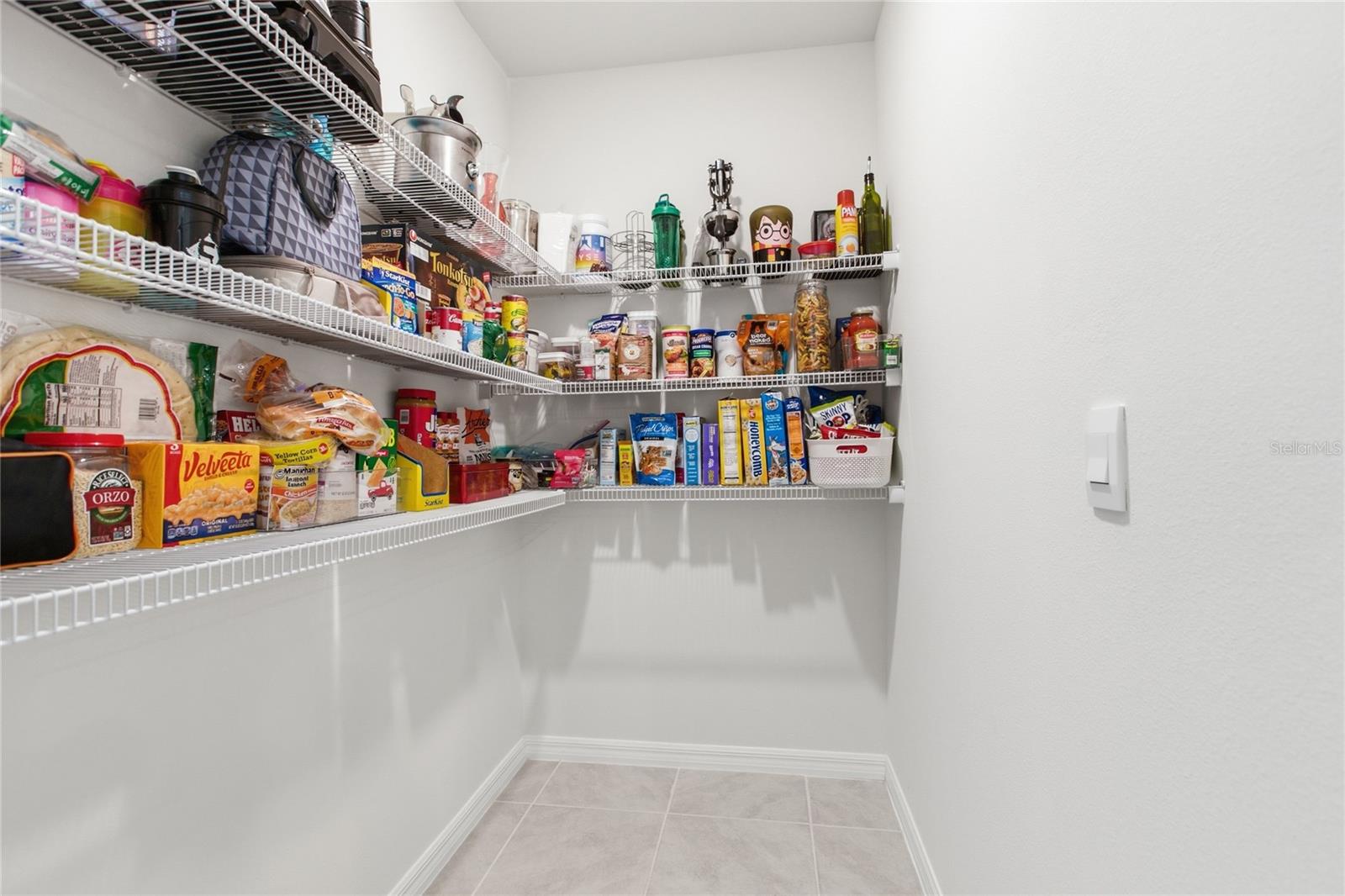 Image 7 of 21 For 387 Pelham Park Drive