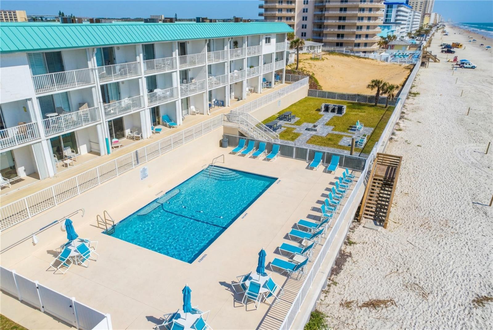 Image 23 of 38 For 3641 Atlantic Avenue 215