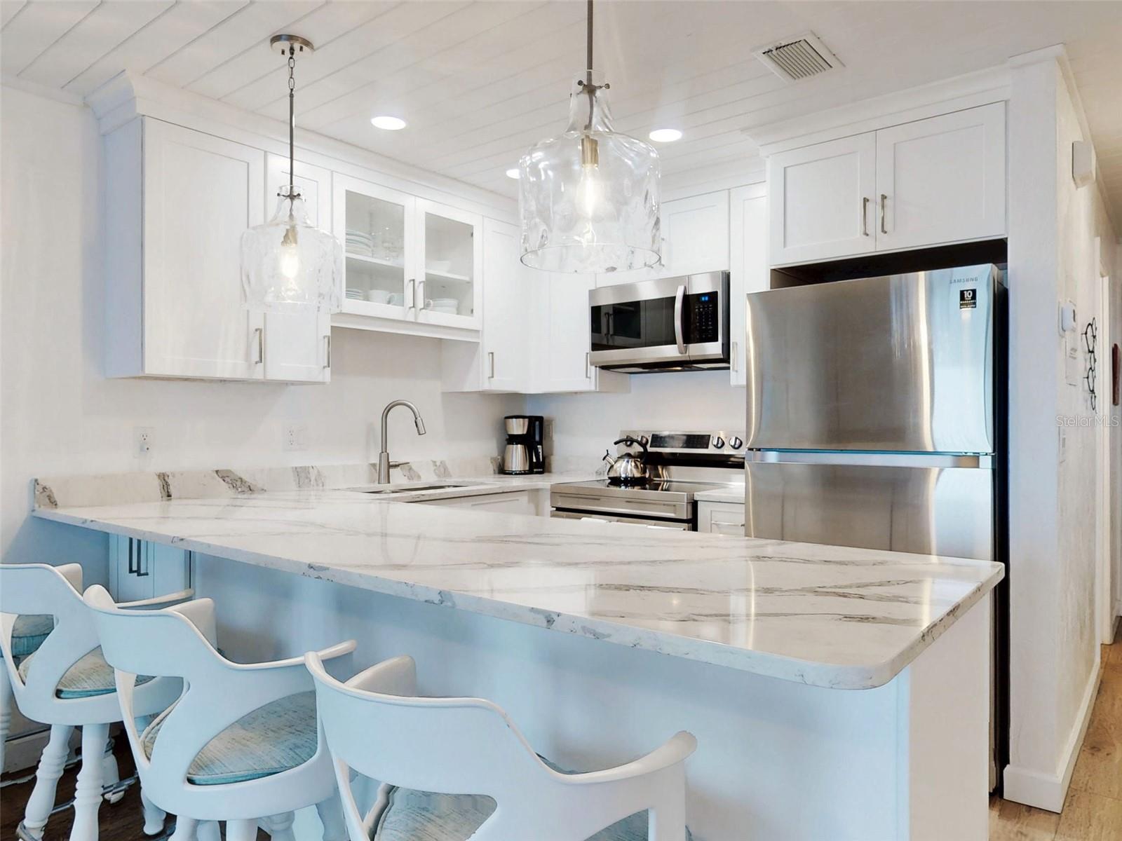 Image 6 of 38 For 3641 Atlantic Avenue 215