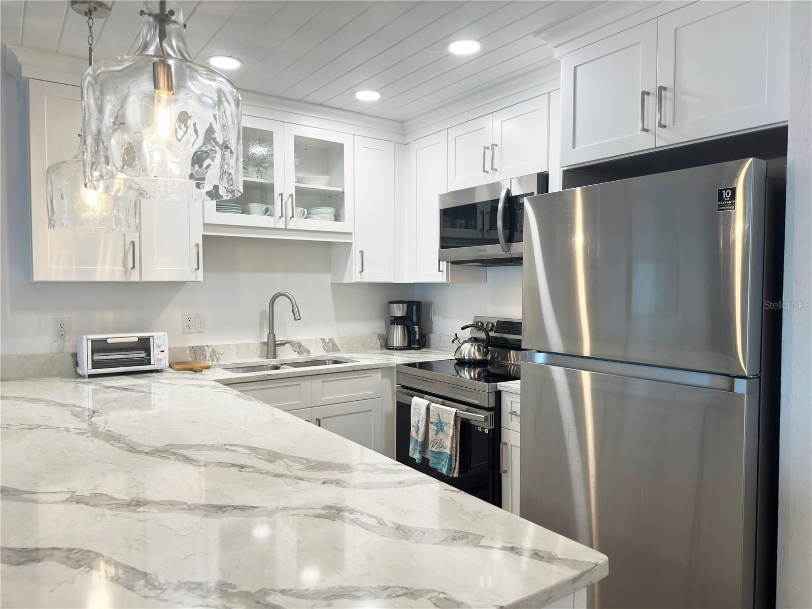 Image 7 of 38 For 3641 Atlantic Avenue 215