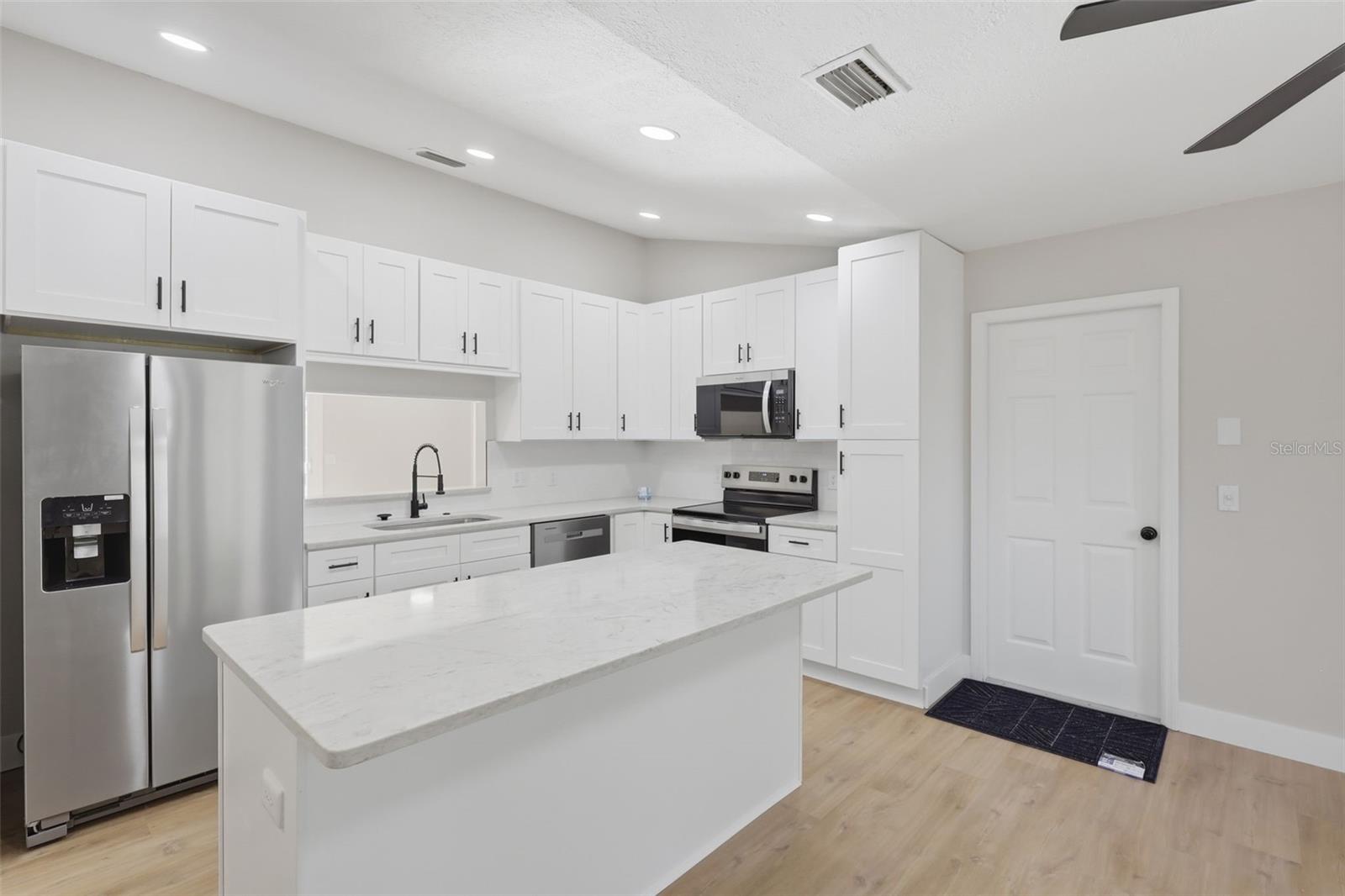 Image 7 of 33 For 414 Shell Road