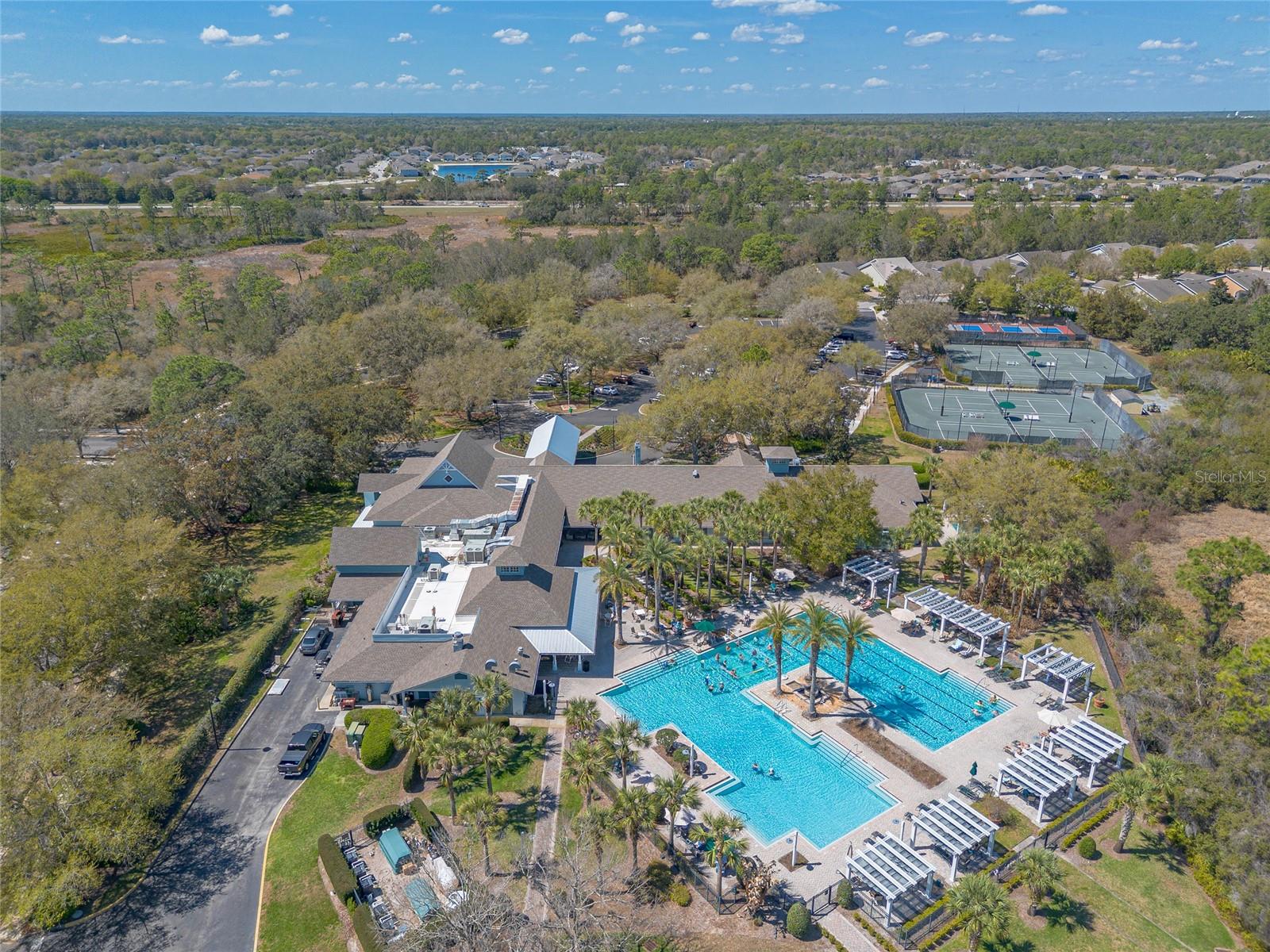 Image 39 of 44 For 1099 Lincolnshire Drive