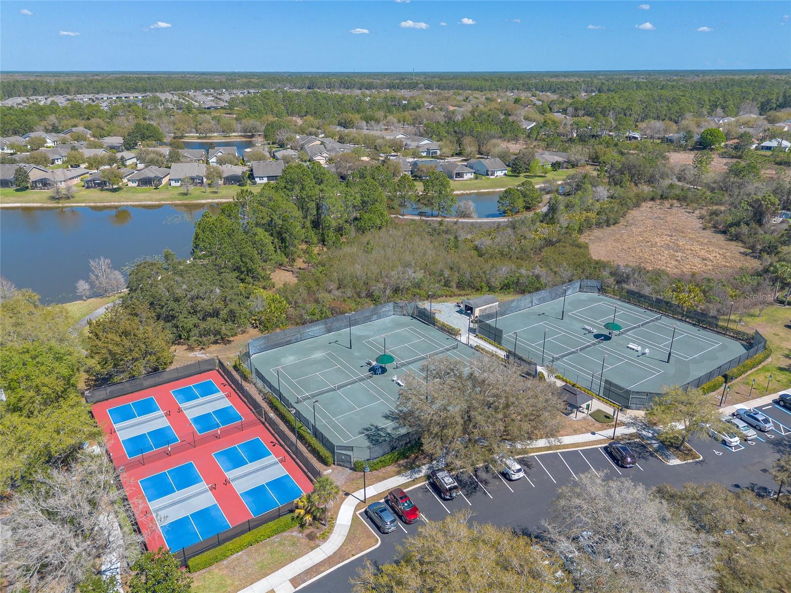 Image 43 of 44 For 1099 Lincolnshire Drive