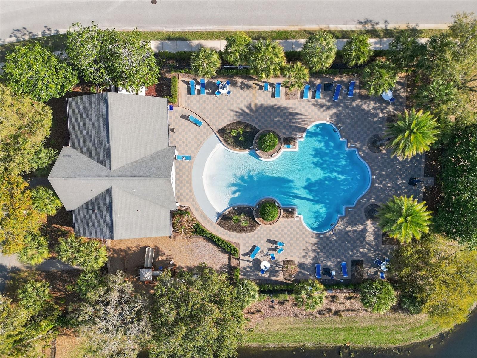 Image 16 of 100 For 1204 Draycott Street