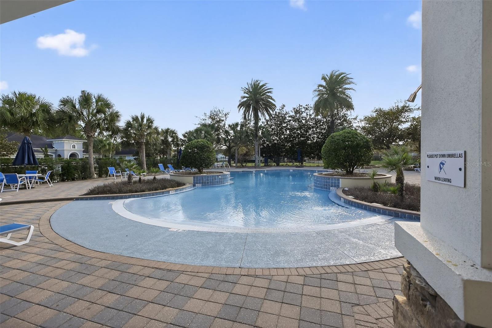 Image 23 of 100 For 1204 Draycott Street