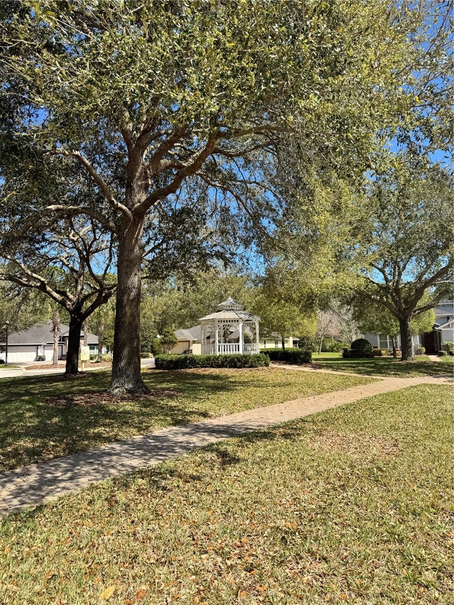 Image 29 of 100 For 1204 Draycott Street