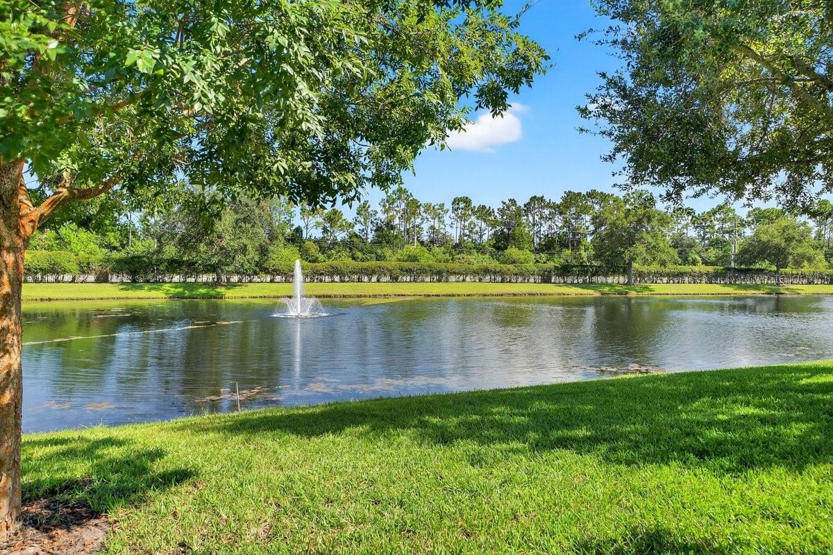 Image 3 of 100 For 1204 Draycott Street