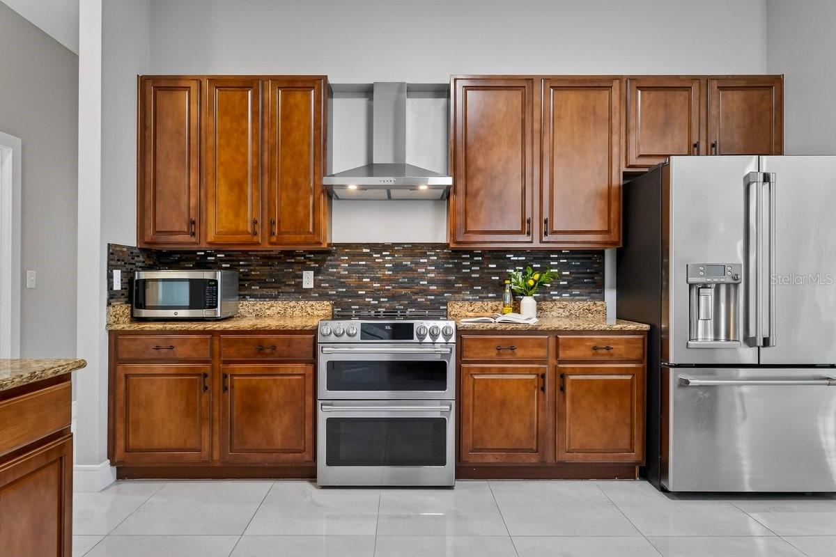 Image 7 of 100 For 1204 Draycott Street