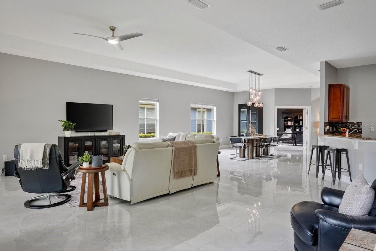 Image 95 of 100 For 1204 Draycott Street