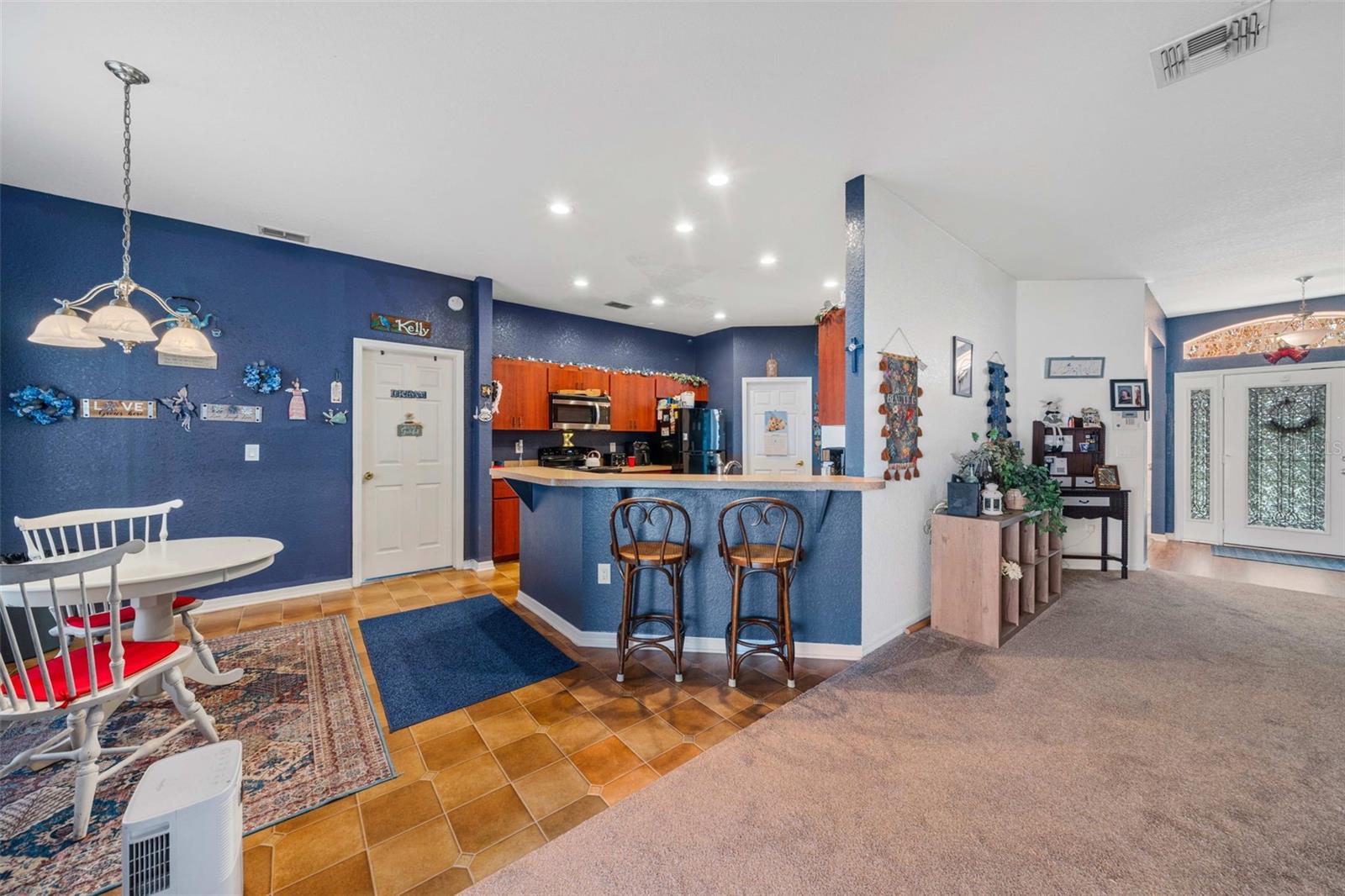 Image 15 of 25 For 2033 Normandy Heights Drive