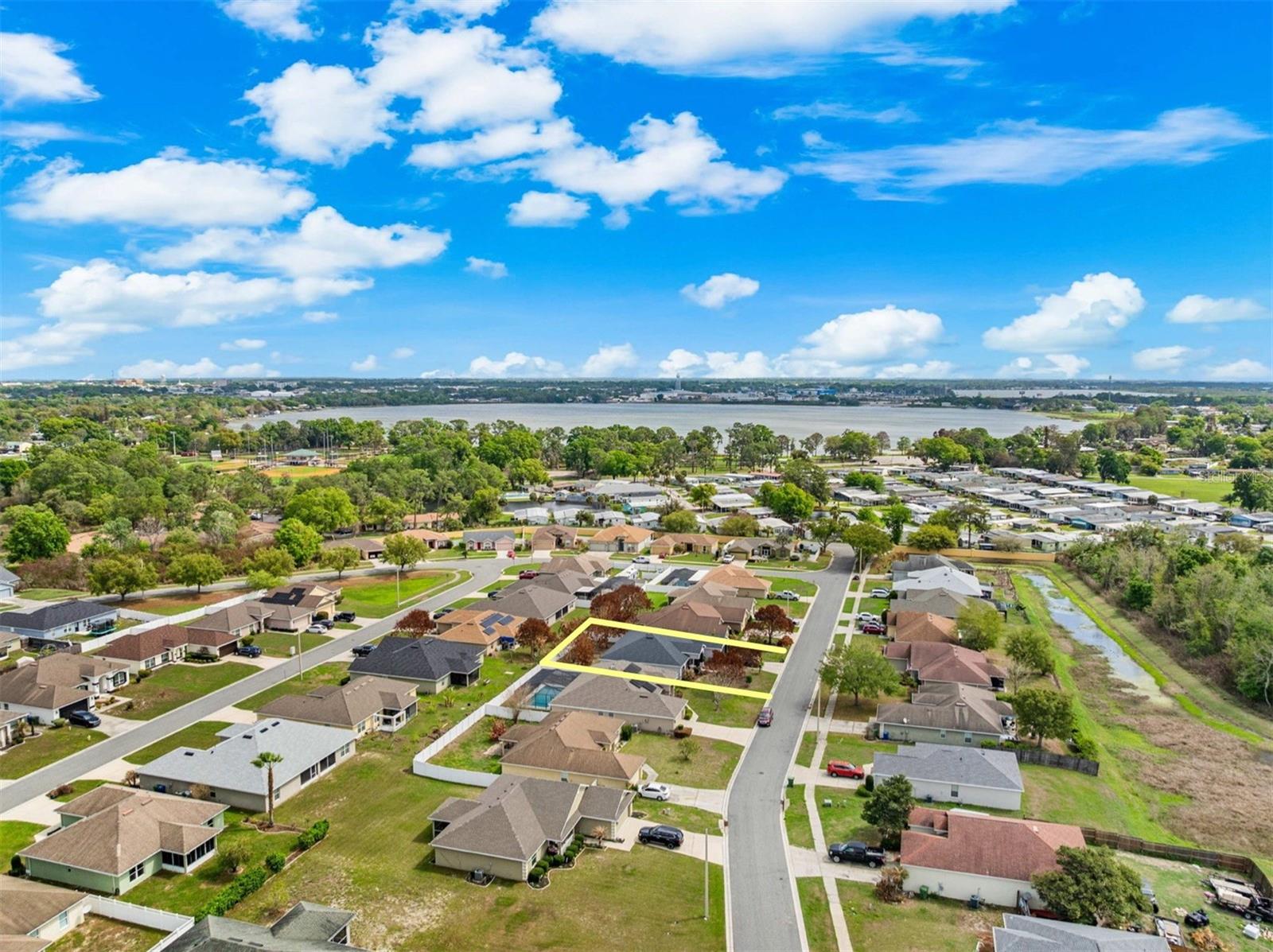 Image 21 of 25 For 2033 Normandy Heights Drive