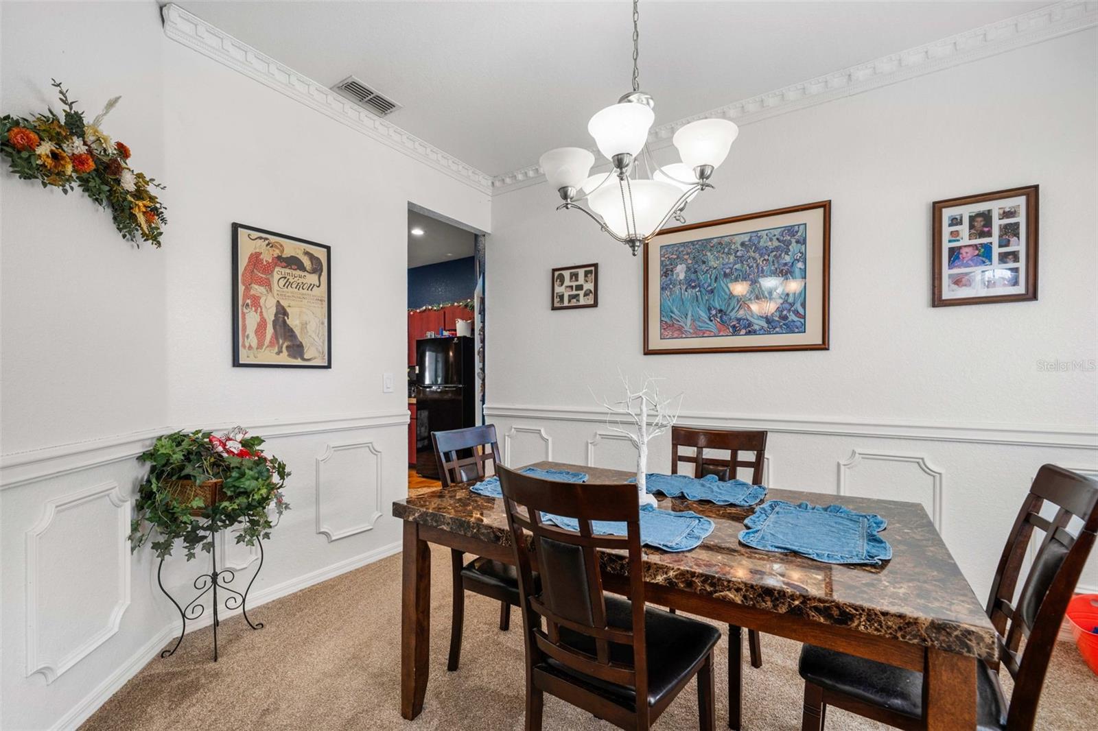 Image 6 of 25 For 2033 Normandy Heights Drive