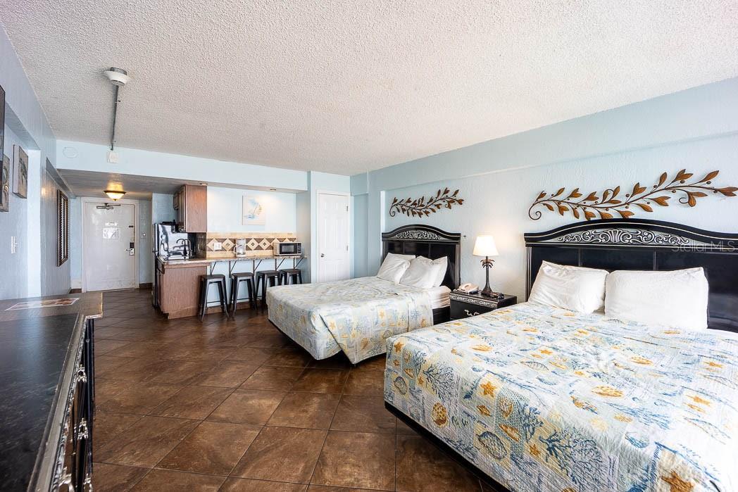 Image 11 of 32 For 2301 Atlantic Avenue 507