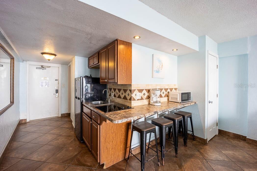 Image 13 of 32 For 2301 Atlantic Avenue 507