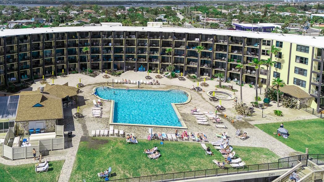 Image 3 of 32 For 2301 Atlantic Avenue 507