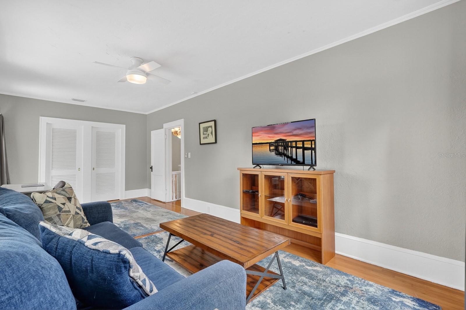 Image 24 of 94 For 346 Kaley Street