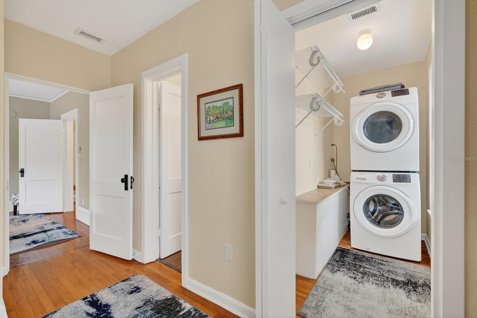 Image 30 of 94 For 346 Kaley Street