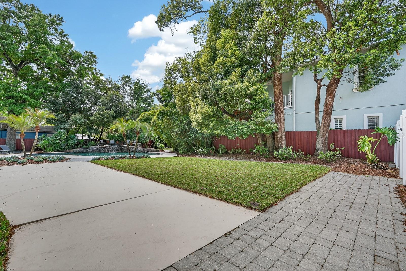 Image 41 of 94 For 346 Kaley Street