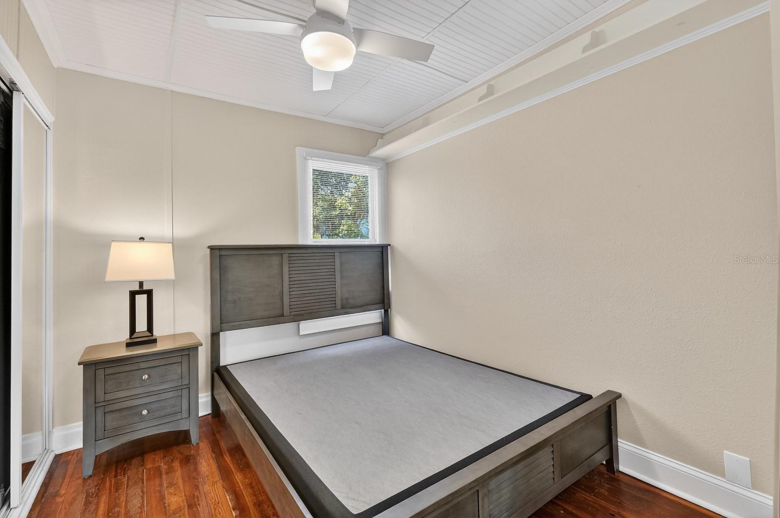 Image 54 of 94 For 346 Kaley Street