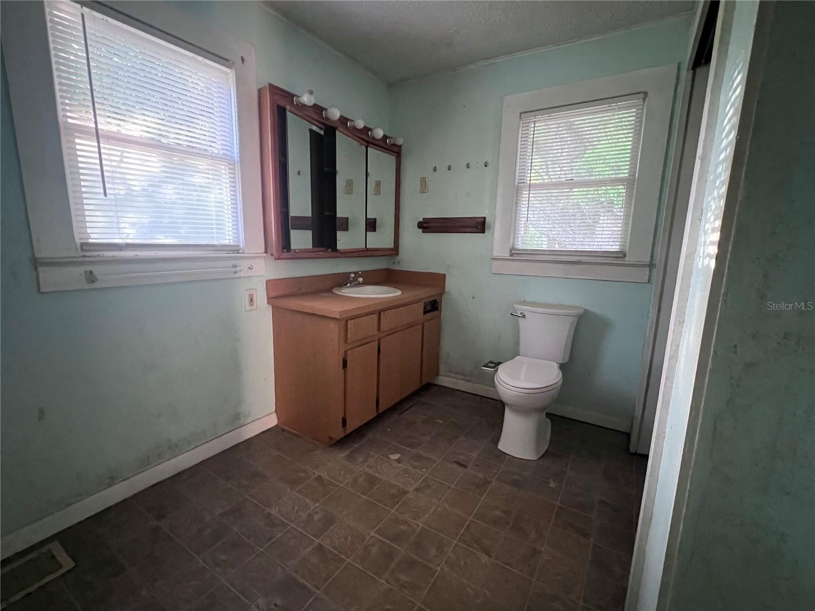 Image 13 of 16 For 177 3rd Avenue