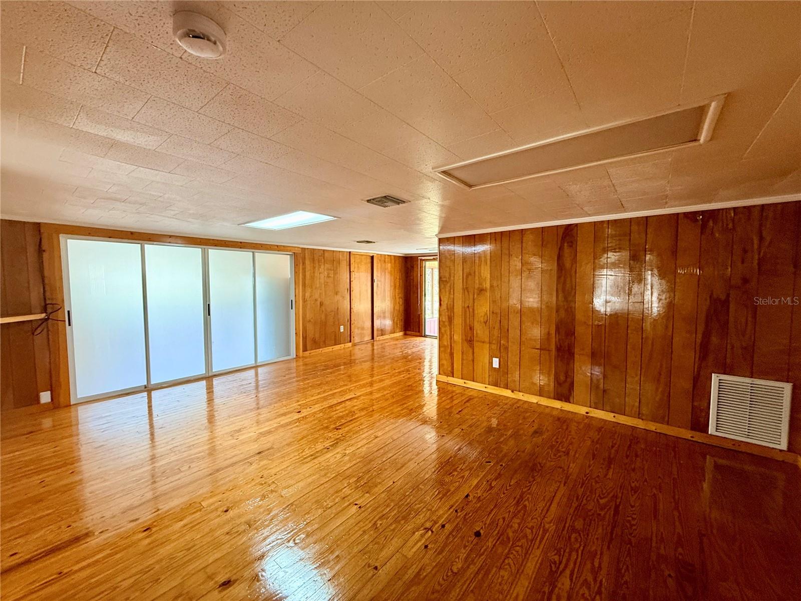 Image 12 of 30 For 2108 Old New York Avenue