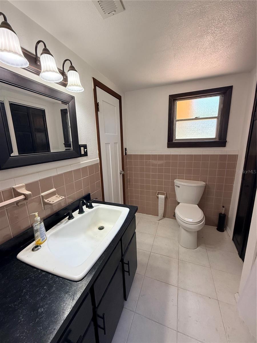 Image 19 of 30 For 2108 Old New York Avenue