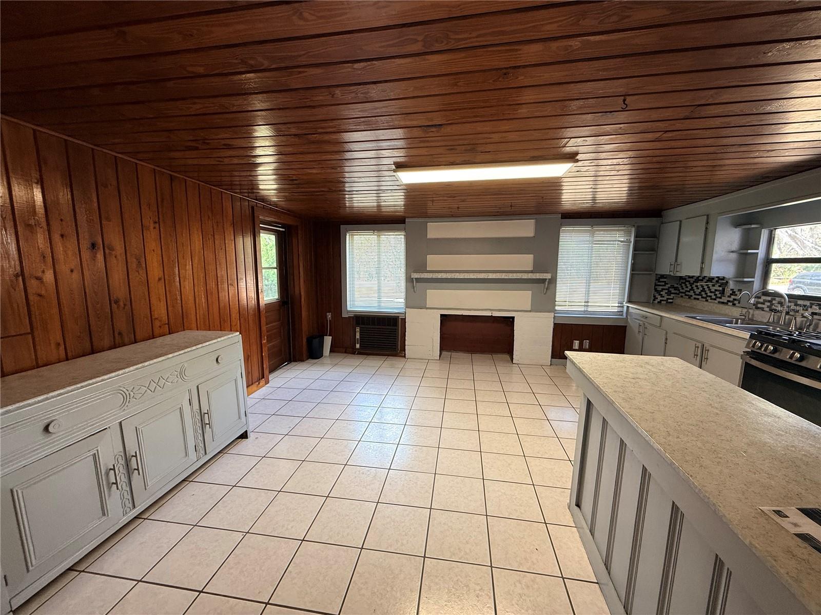 Image 6 of 30 For 2108 Old New York Avenue