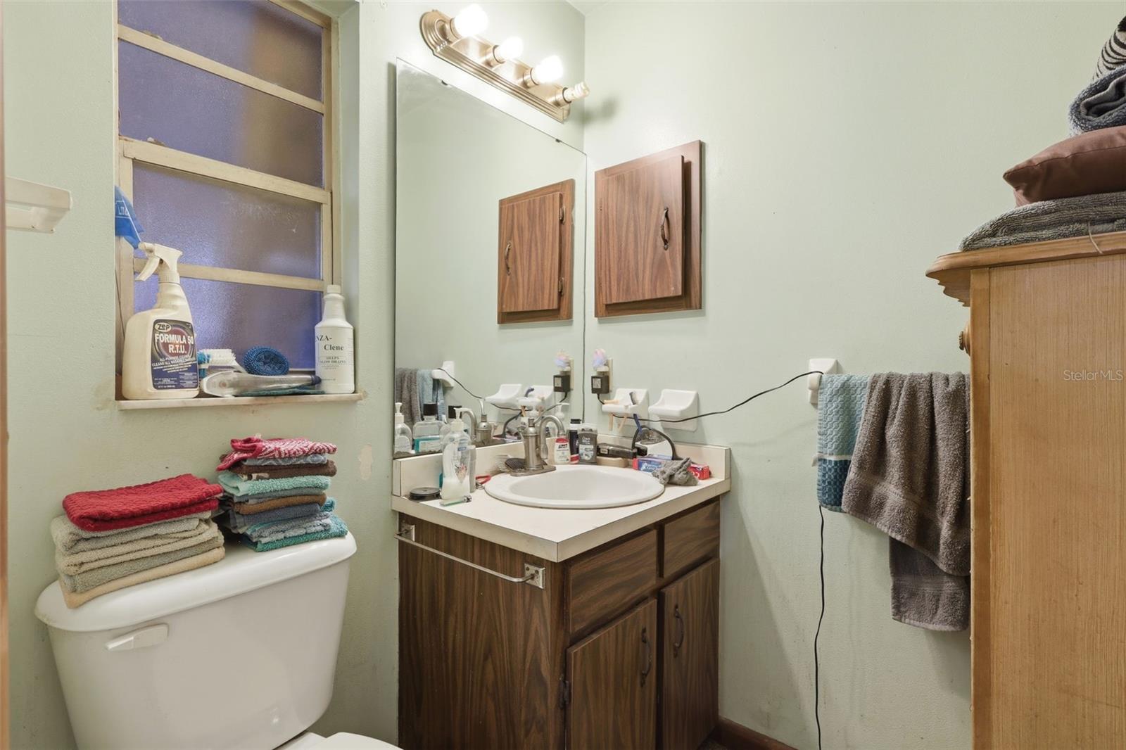 Image 23 of 31 For 6102 Lake Winona Road