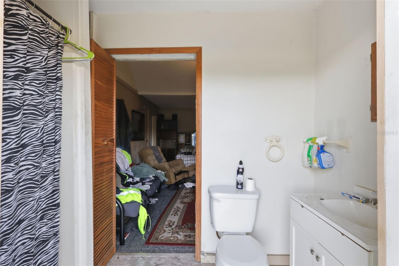 Image 29 of 31 For 6102 Lake Winona Road