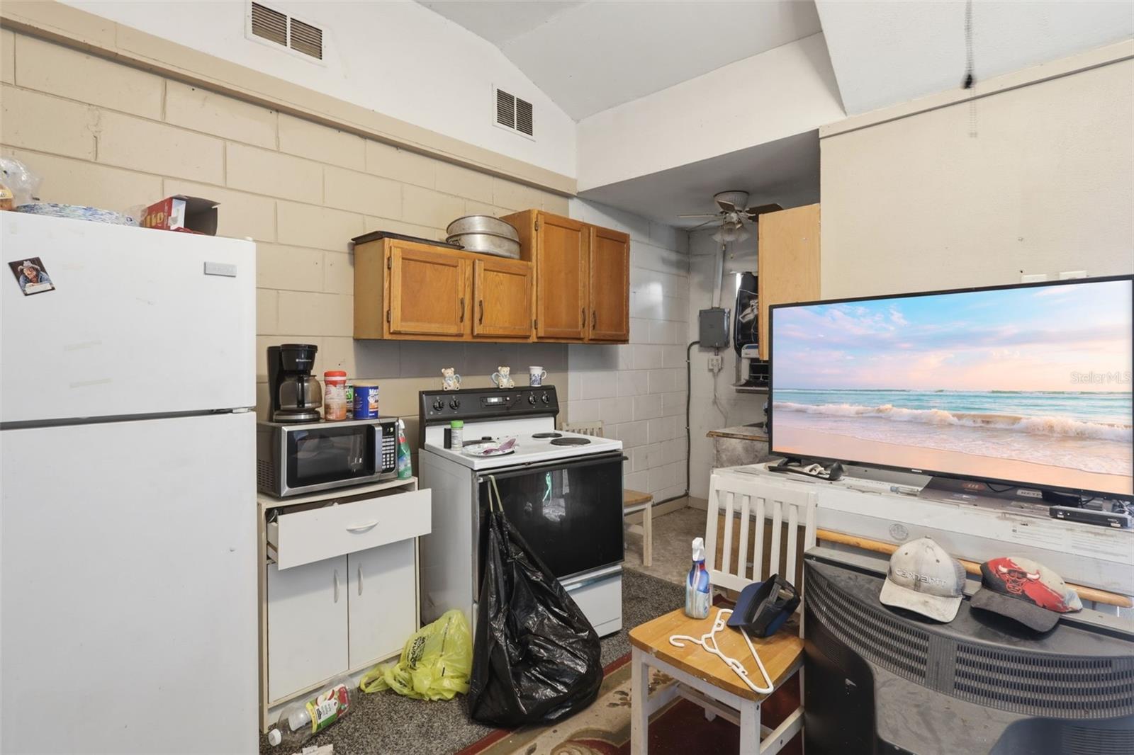 Image 31 of 31 For 6102 Lake Winona Road