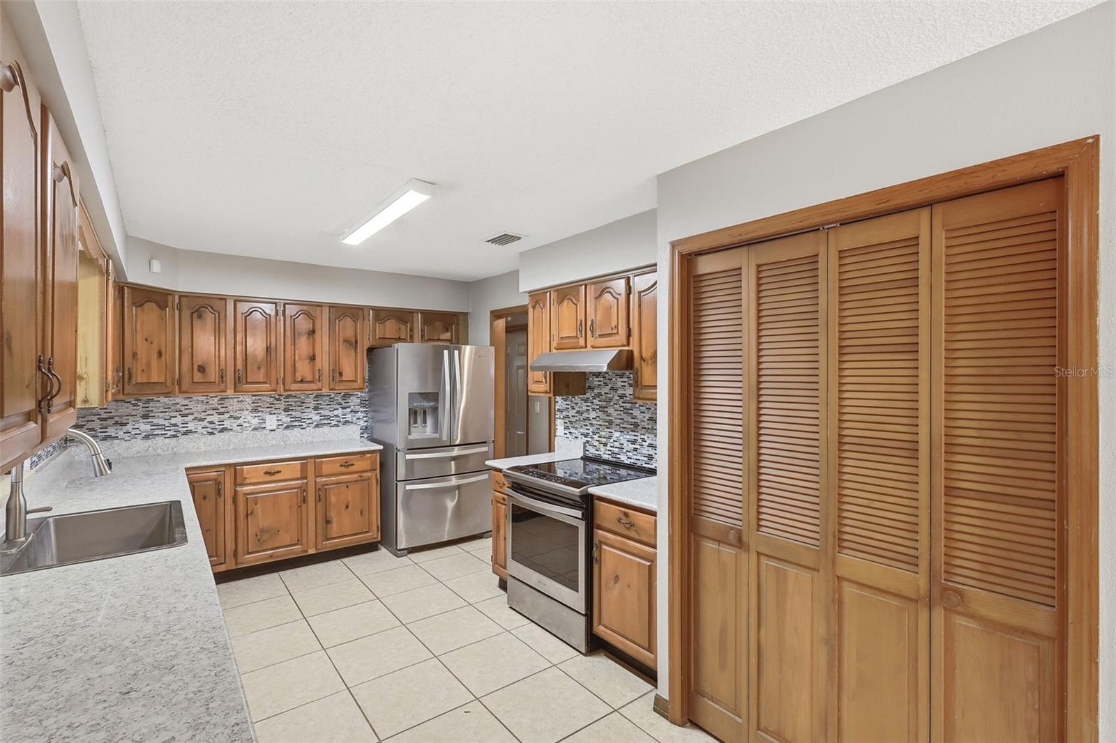 Image 13 of 46 For 432 Pine Meadow Drive