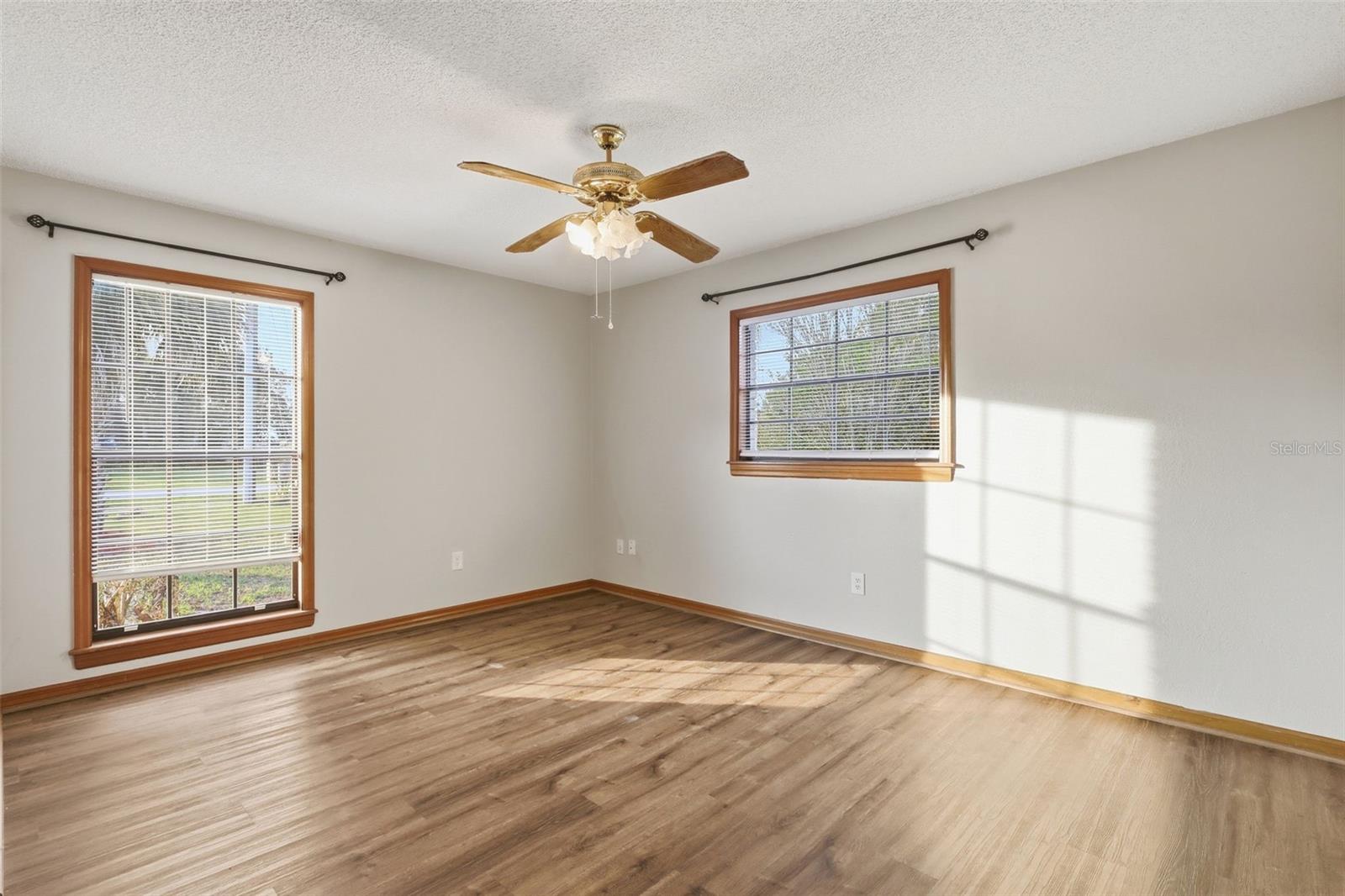 Image 25 of 46 For 432 Pine Meadow Drive