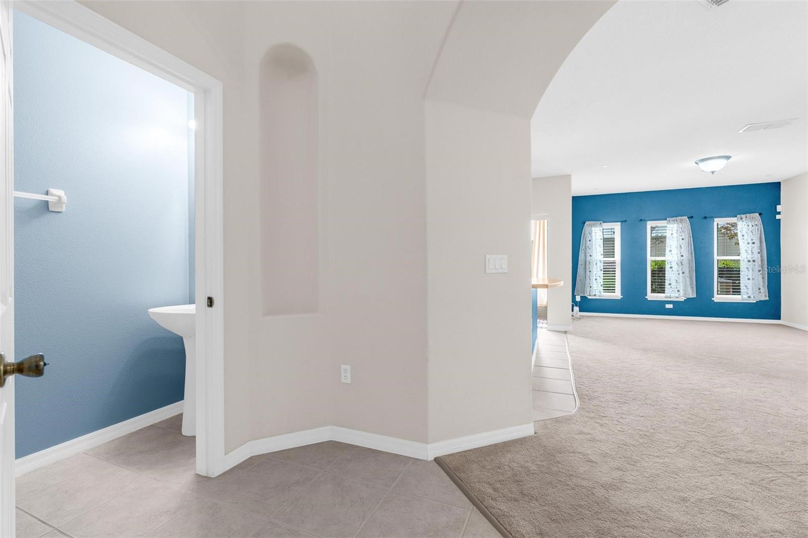 Image 14 of 41 For 9664 Doris Lane