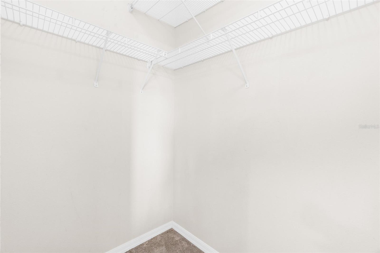 Image 23 of 41 For 9664 Doris Lane