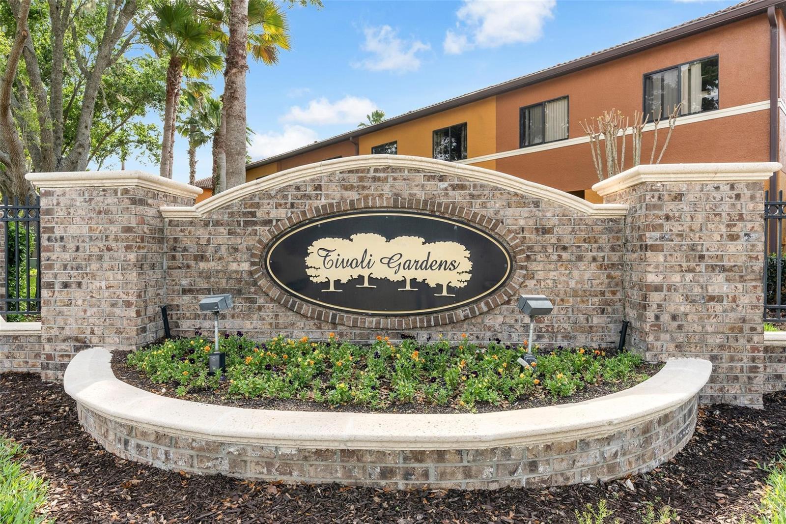 Image 32 of 41 For 9664 Doris Lane