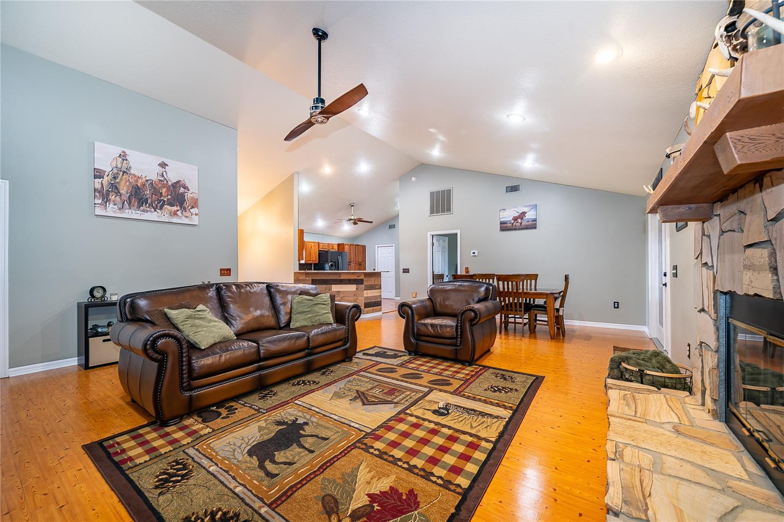 Image 38 of 48 For 3398 Masterpiece Road