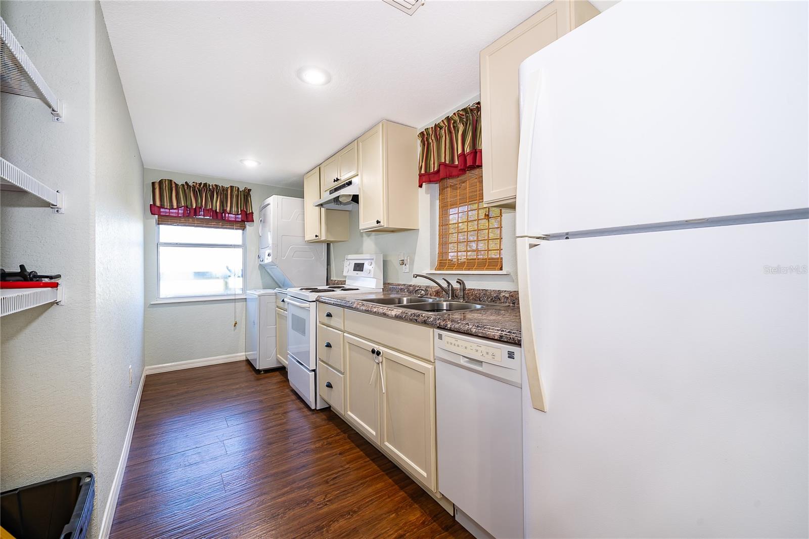 Image 44 of 48 For 3398 Masterpiece Road